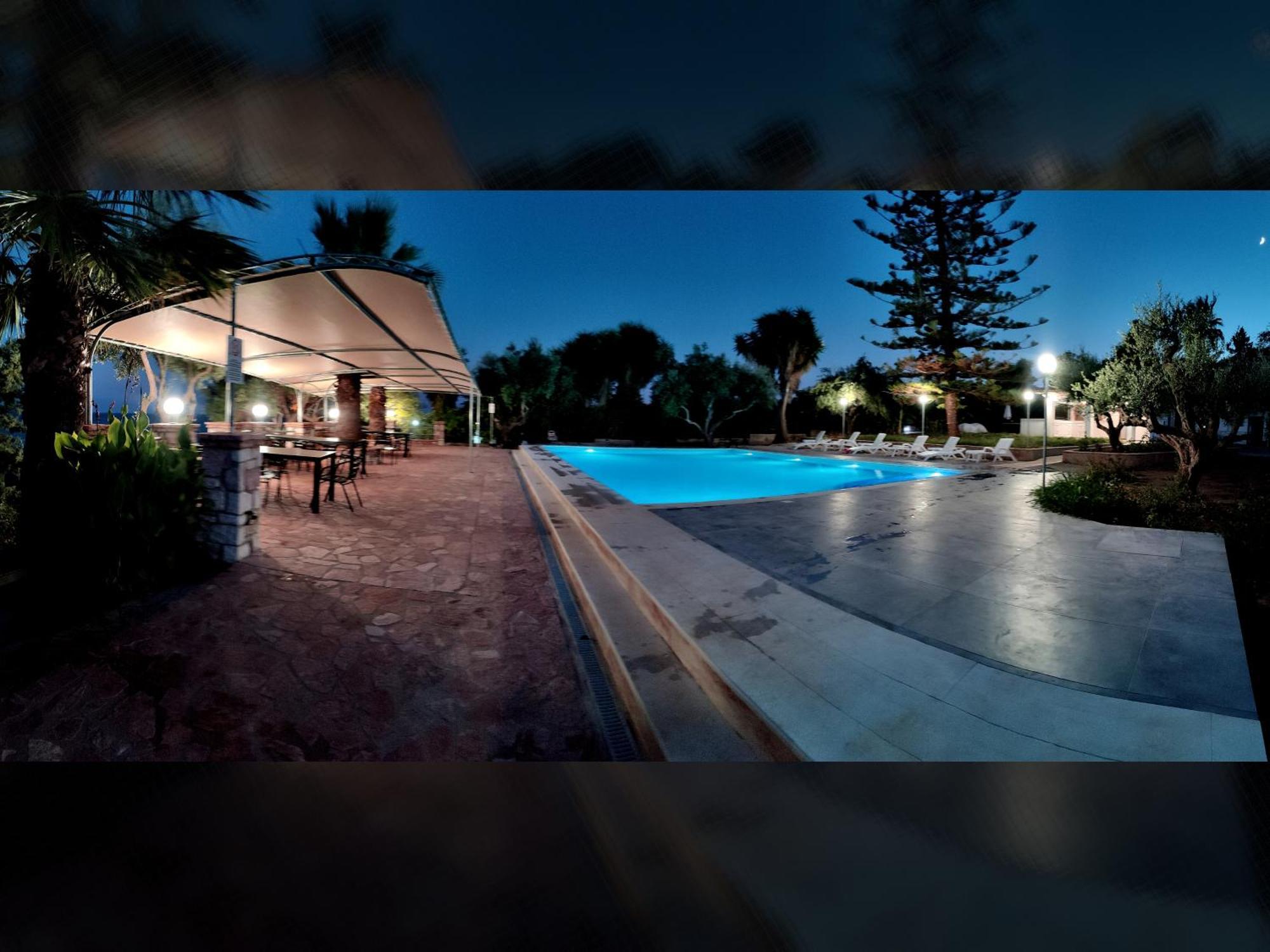 Arokariapartments Koróni Exteriér fotografie